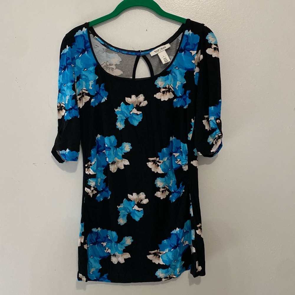 Women’s blouse